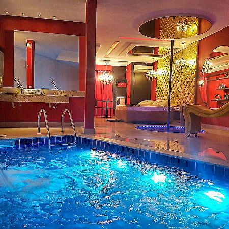 Hotel Happy Night (Adults Only) Cotia  Zewnętrze zdjęcie