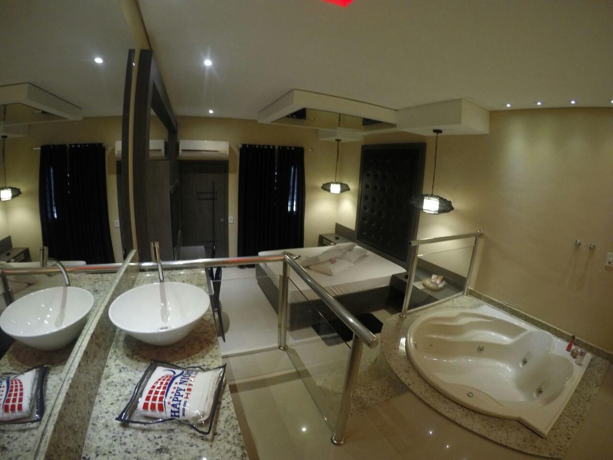 Hotel Happy Night (Adults Only) Cotia  Zewnętrze zdjęcie