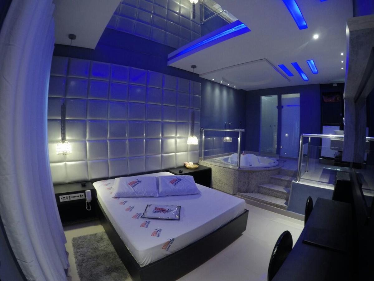 Hotel Happy Night (Adults Only) Cotia  Zewnętrze zdjęcie